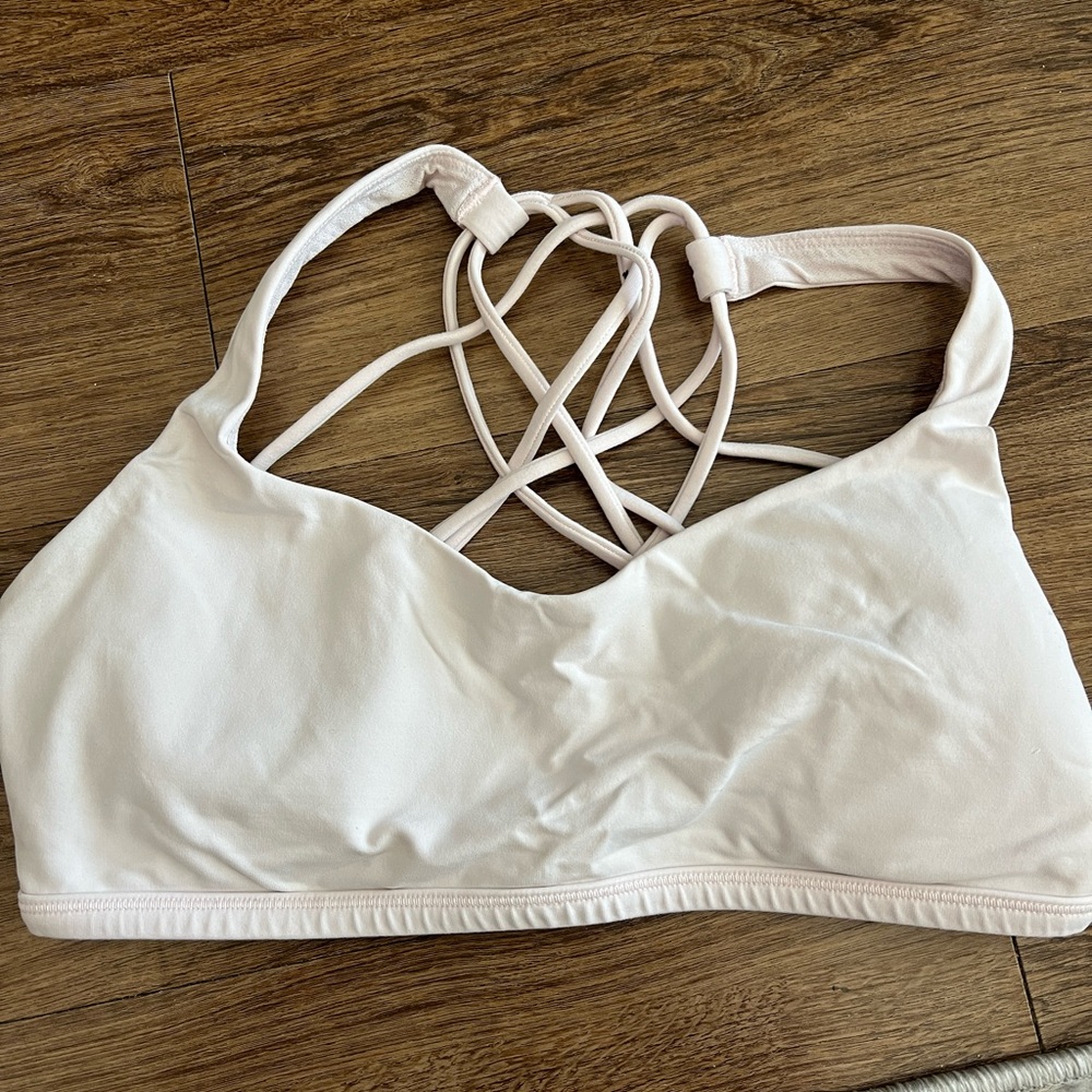 Lululemon sports bra